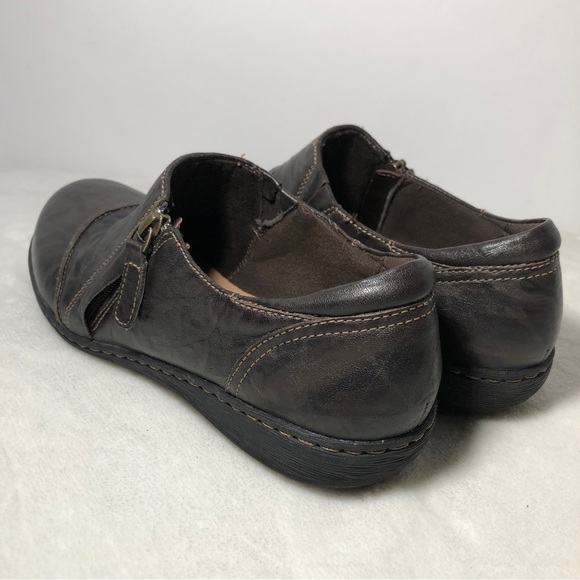 Clarks Collection Shoes Women 10W Soft Cushion Brown Tooled Leather SlipOn Flats - Picture 6 of 11